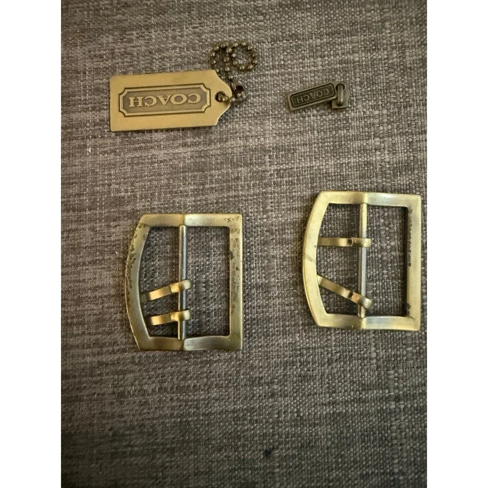 Vintage Lot of COACH Logo Metal Accessories - Picture 7 of 7